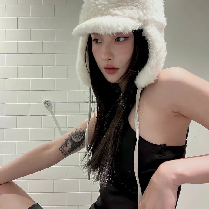 超级明星金·卡戴珊 封面